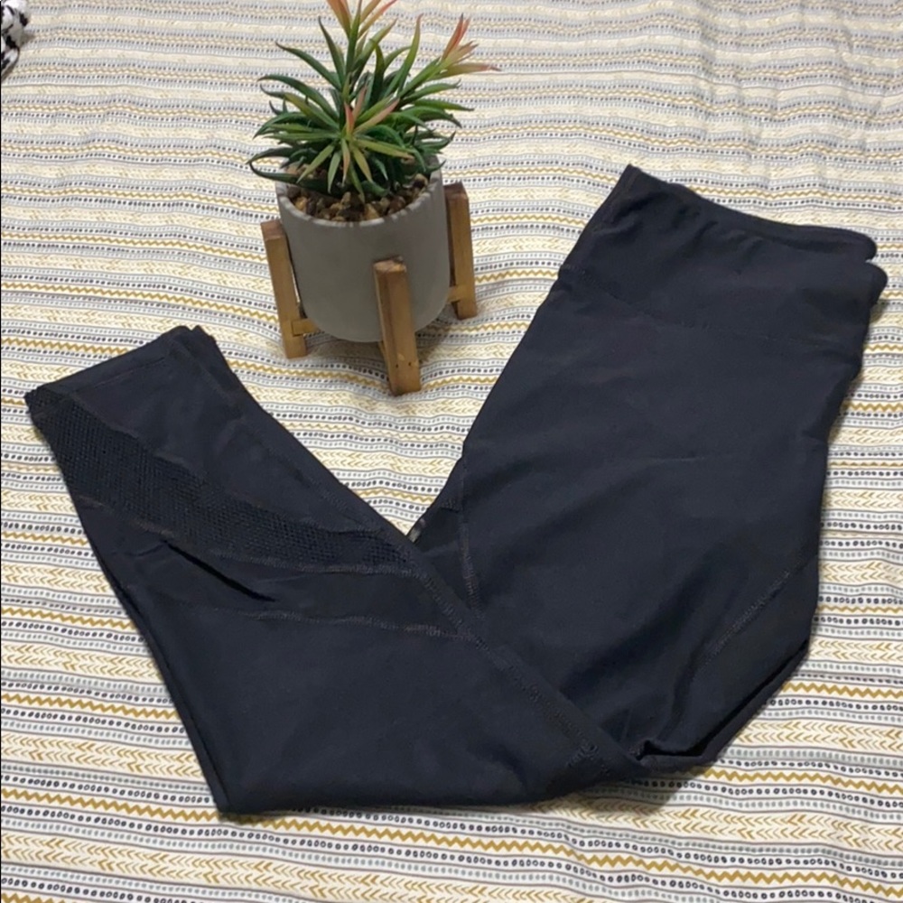 Black workout leggings